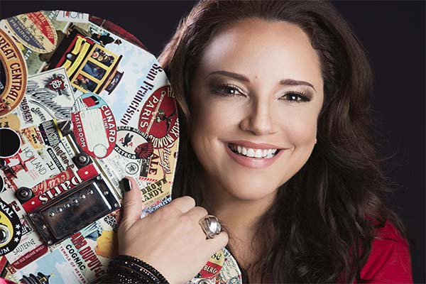 Ana Carolina apresenta novo show em Belo Horizonte