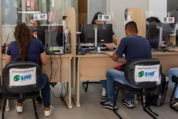 Sine Contagem oferece mais de 800 vagas de emprego 