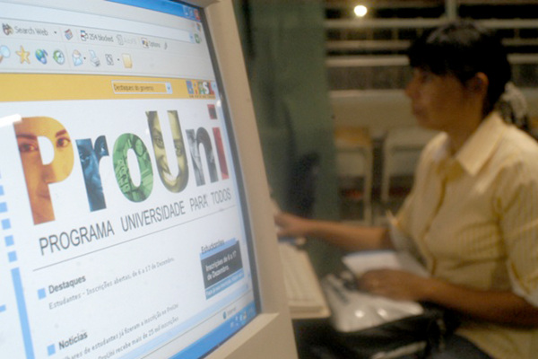 MEC divulga resultado do ProUni após problemas de acesso à página
