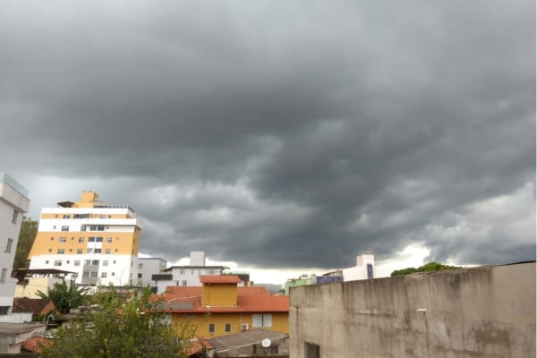 Contagem tem previsão de calor e pancadas na quinta-feira