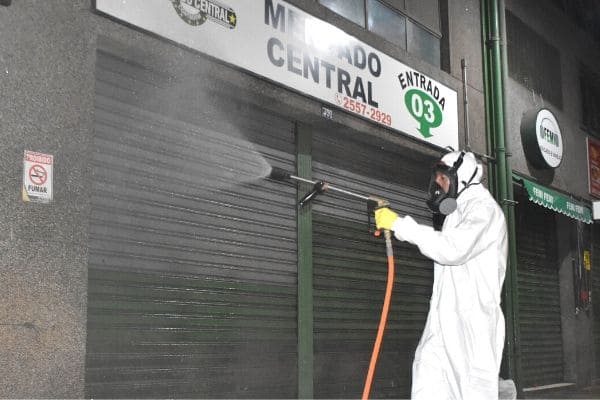 Desinfecção de vias será feita em mais três localidades