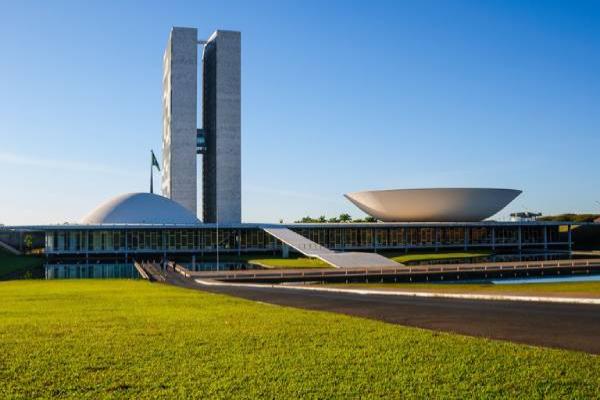 Caravana nacional leva ao Senado defesa do estatuto do aprendiz