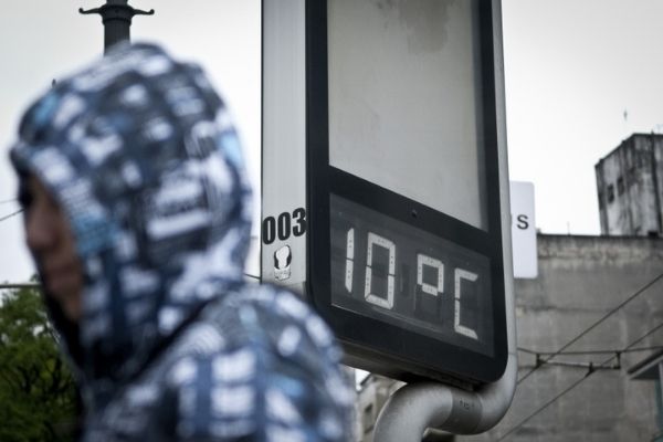 Temperaturas e umidade seguem baixas em Contagem