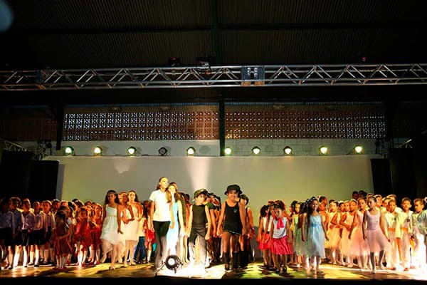 Espetáculo de dança A Origem 