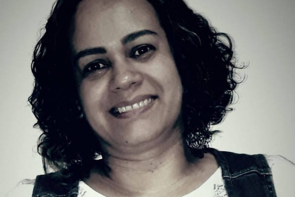 Família e amigos procuram mulher desaparecida em Contagem