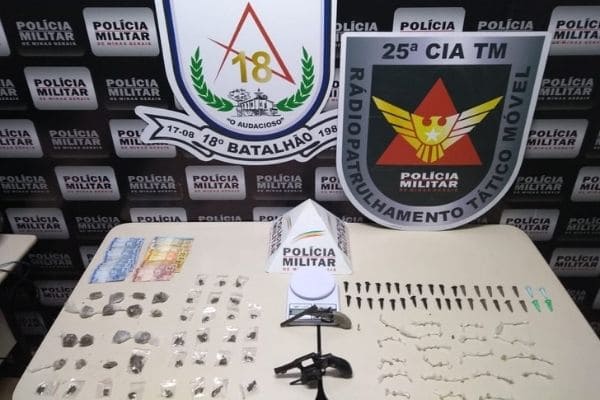 Dois adolescentes são apreendidos com drogas em bairros de Contagem