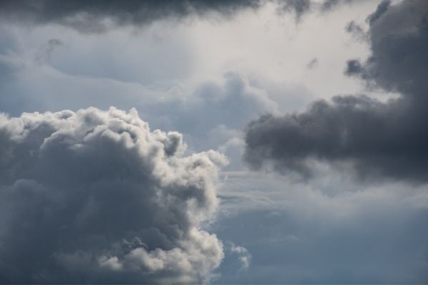 Previsão do tempo tem chuva e temperaturas mais amenas