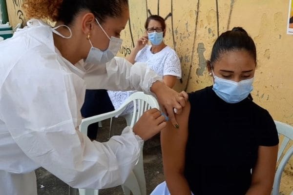 Aberto o cadastro para vacinação de profissionais da rede privada de saúde