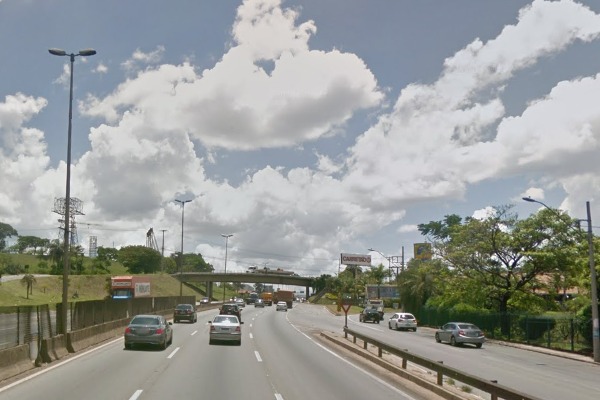 Interdição de marginal da BR-381 muda itinerários de ônibus
