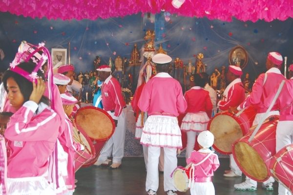 Arturos realizam Festa de Nossa Senhora do Rosário