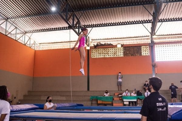 Contagem recebe campeonato mineiro de Ginástica de Trampolim