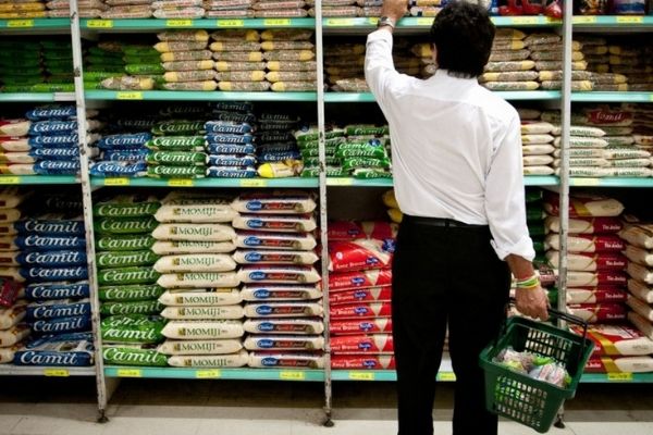 Inflação acumulada em 12 meses passa de 10% em oito capitais
