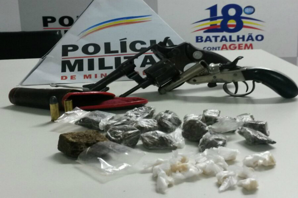 Em Contagem, Polícia Militar apreende armas de fogo e drogas