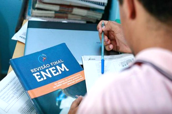Funec abre vagas para curso preparatório do Enem