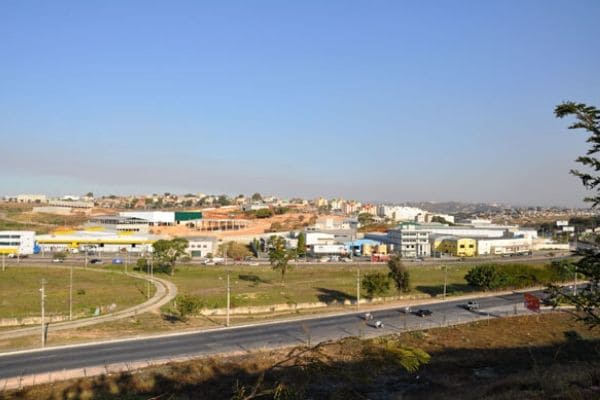Contagem terá tempo firme e quente no feriado