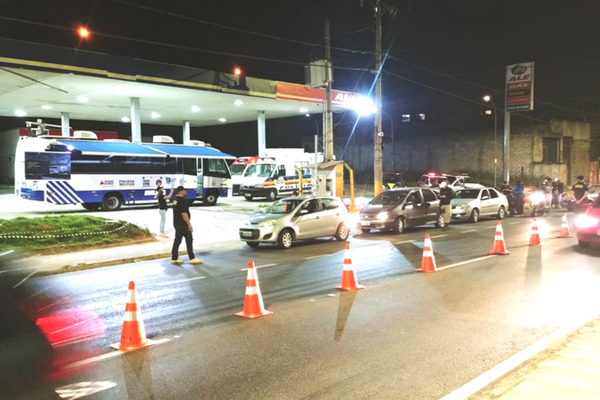 Onze condutores são autuados em blitz da Lei Seca em Contagem