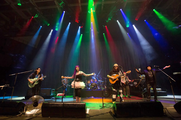 Novos Baianos se apresentam hoje no BH Hall