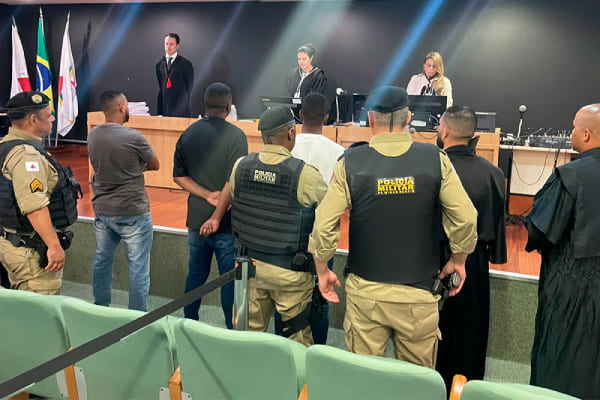 Réu flagrado com cocaína no Tribunal do Júri de BH é absolvido 