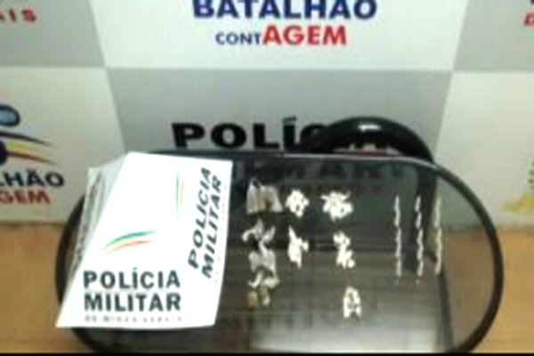 Militares apreendem menor traficante de drogas