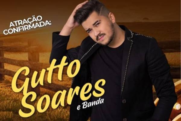 Gutto Soares faz show beneficente para o Instituto Anglicano