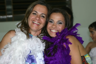 Niver da Raquel, reunião entre amigos.