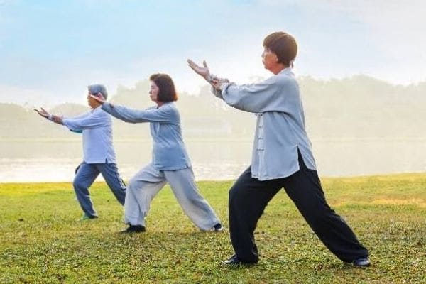 Academia de Contagem promove aulas experimentais de tai chi chuan 