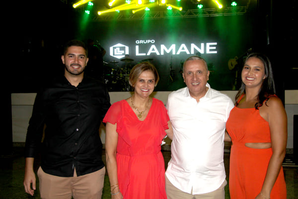 Boticário Contagem realiza festa de final de ano