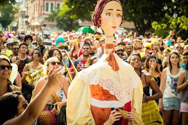 Bloco Maria Baderna vai desfilar em Contagem e BH