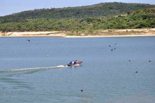 Represa Várzea das Flores é interditada durante o carnaval