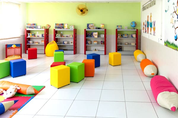 Escola pública de Contagem ganha Cantinho da Leitura