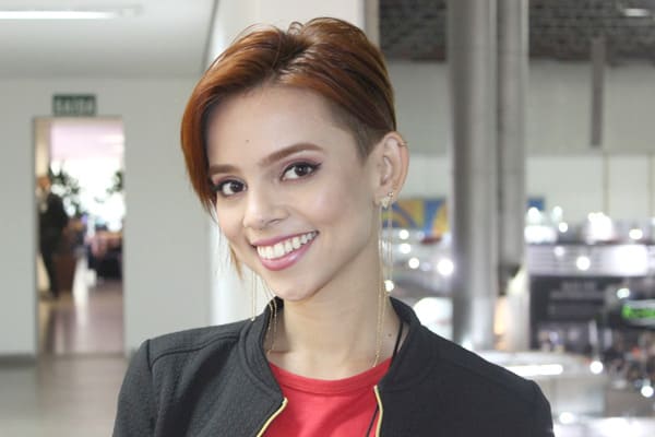 Profissionais e clientes lotam Feira de Beleza 