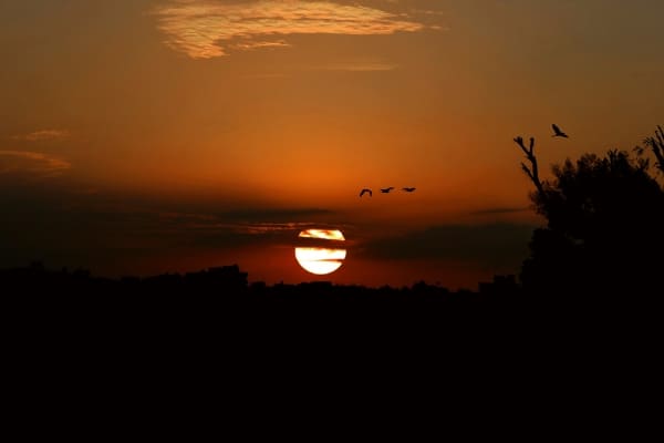 Contagem deve ter quinta-feira típica de verão