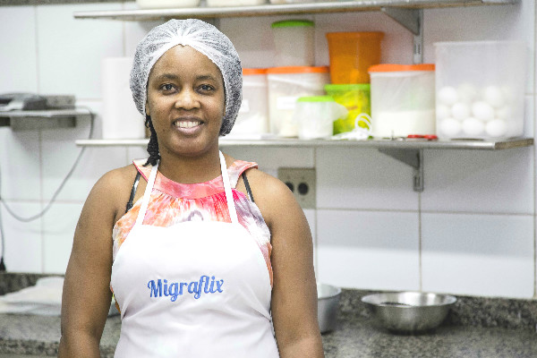 Imigrante haitiana ensina receitas típicas em workshop