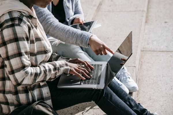 Contagem faz pesquisa para entender perfil dos jovens da cidade