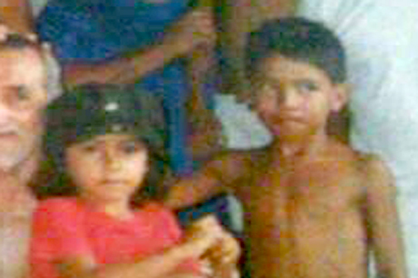 Familiares procuram parentes em Contagem
