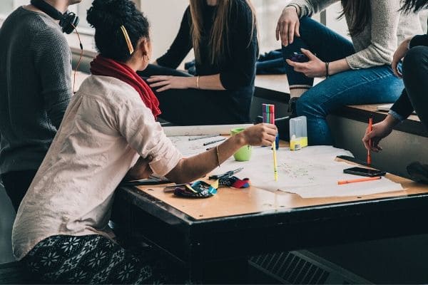 Em defesa da qualificação dos jovens