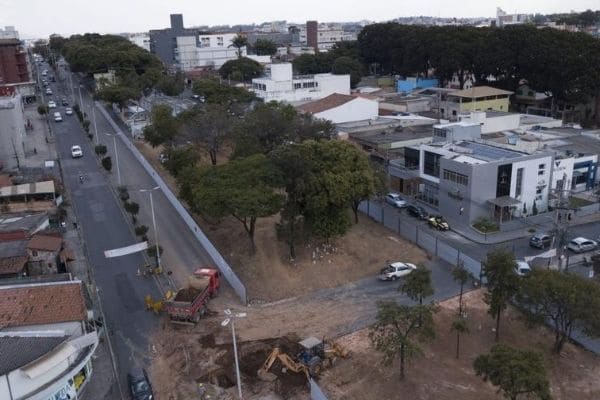 Obras do Boulevard Portugal alteram o trânsito na regional Eldorado