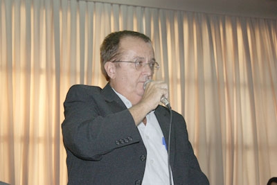 Padre Fábio de Melo faz show em Contagem