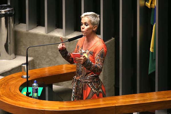 Justiça Federal nega mais um recurso sobre posse de Cristiane Brasil