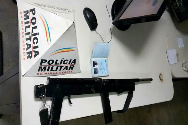 Homem é detido com armas e drogas no São Joaquim