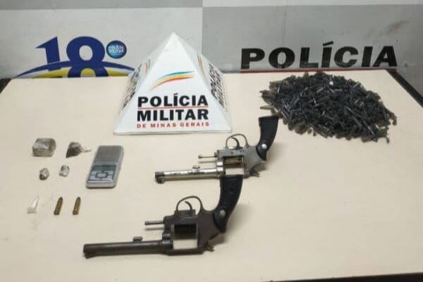 PM apreende quatro armas no bairro Nova Contagem