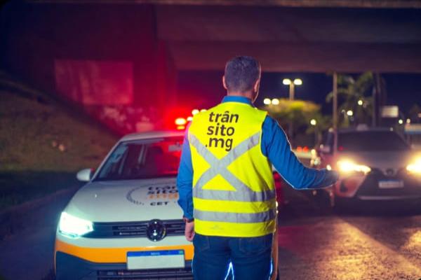 Motoristas de Minas podem quitar débitos na blitz, mas ainda podem ser multados 