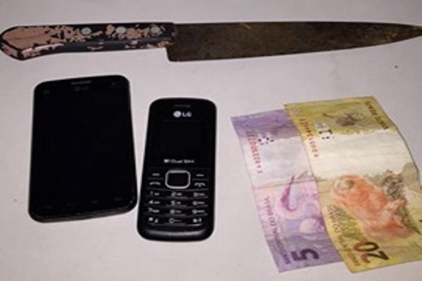Dupla é presa após assalto a pedestre na avenida Babita Camargos