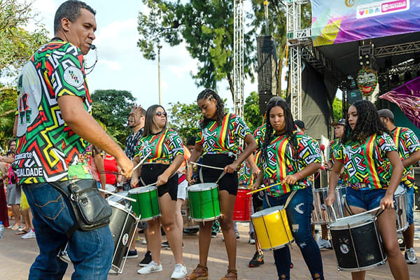 Carnaval de Contagem será com bloquinhos e Djs