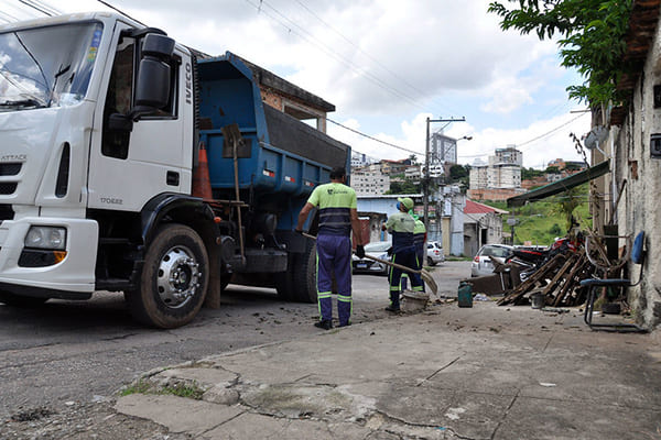 Bairros da região do Nacional recebem mutirão de limpeza contra doenças  
