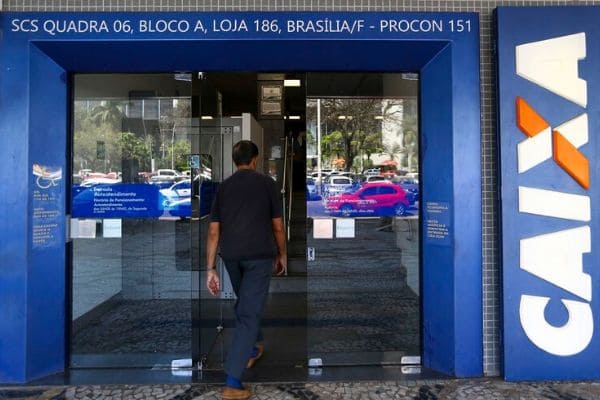 Caixa começa a pagar abono salarial para nascidos em julho