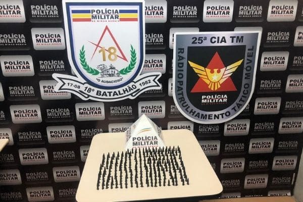 Mulher é presa com 250 pinos com cocaína em Contagem