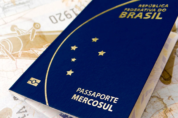 Polícia Federal vai usar biometria do eleitor para emitir passaporte