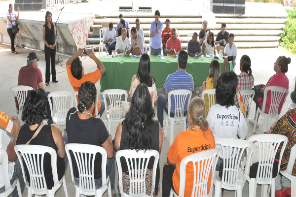 Vereadores de Contagem aprovam revisão do PPA para 215/2016