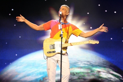 Lulu Santos faz show único em BH